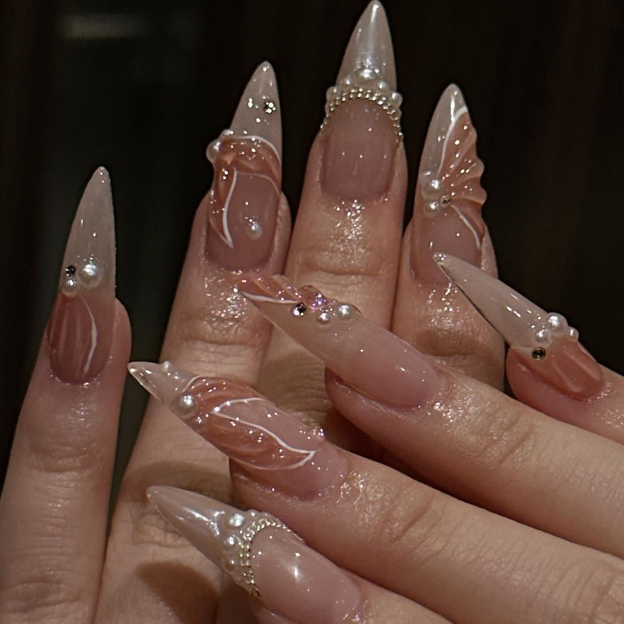 Nail Art Aesthetic - 24pcs Fashion Rhinestone Press on Nails