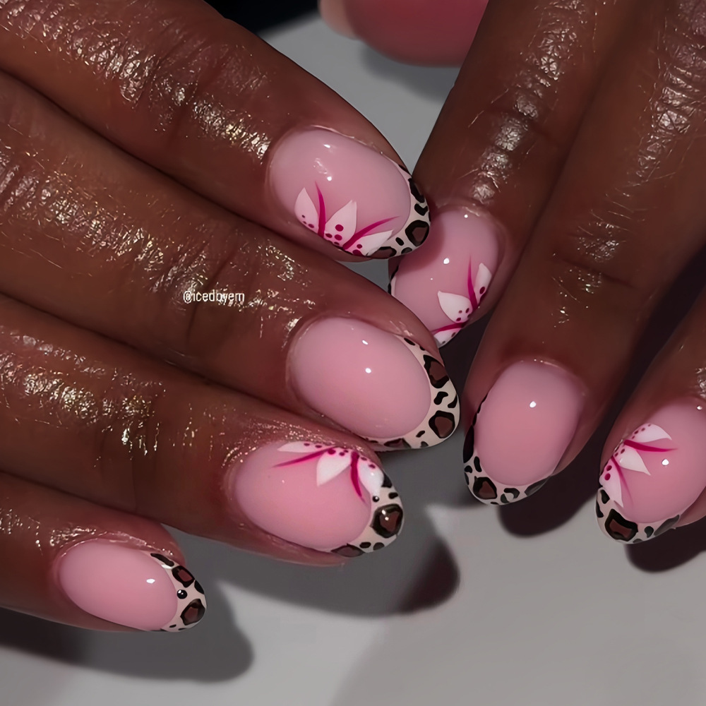 Short long fake nails for wome - Nail Art Aesthetic 리뷰 및 가격